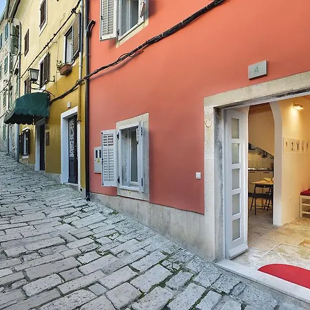 Art Kuca Cvajner Pula